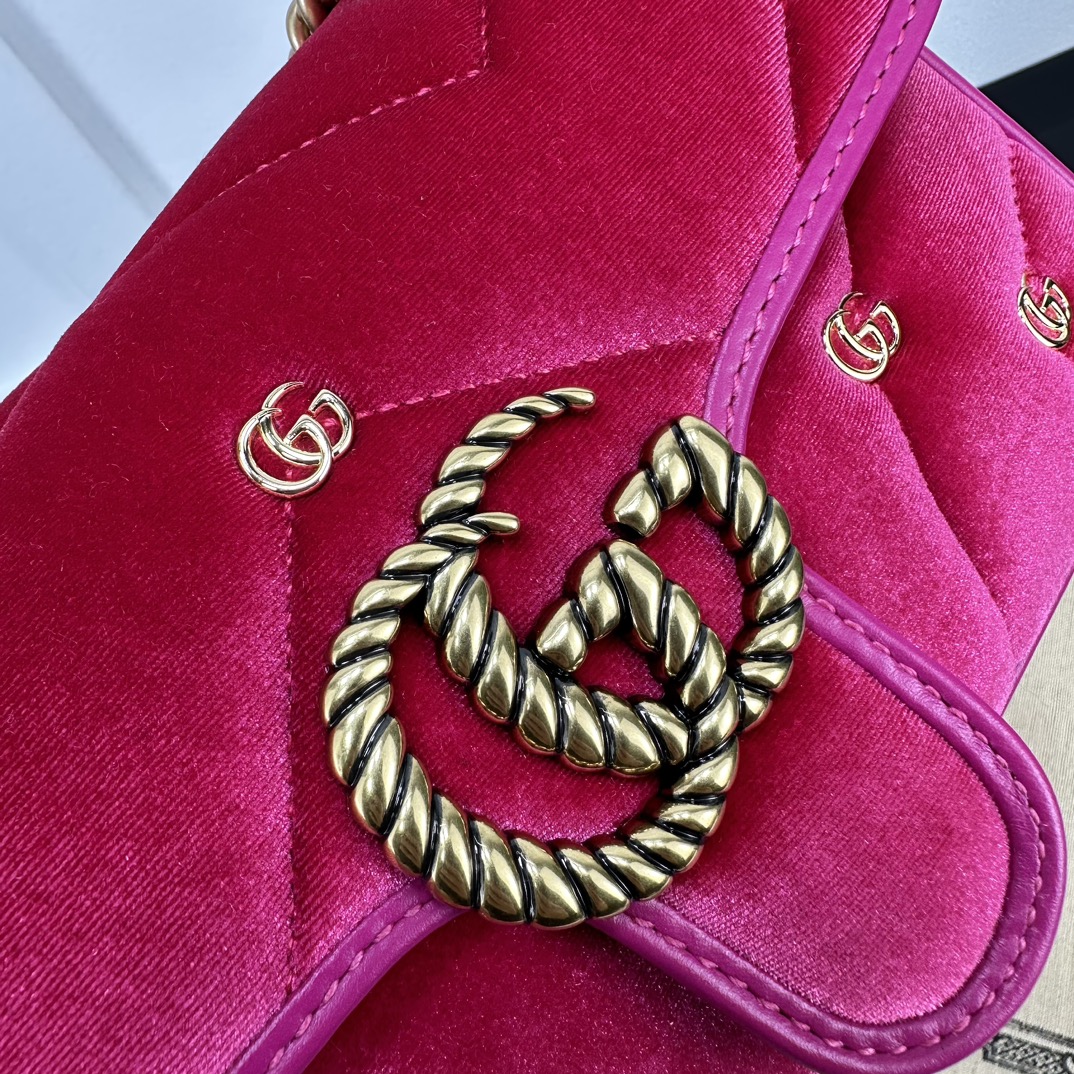 Gucci Satchel Bags